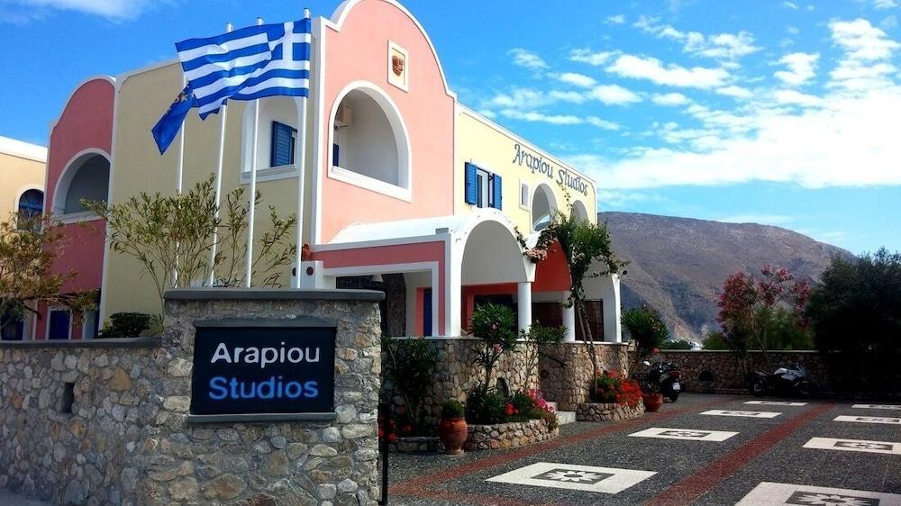 Arapiou Apartments Периволос Екстериор снимка