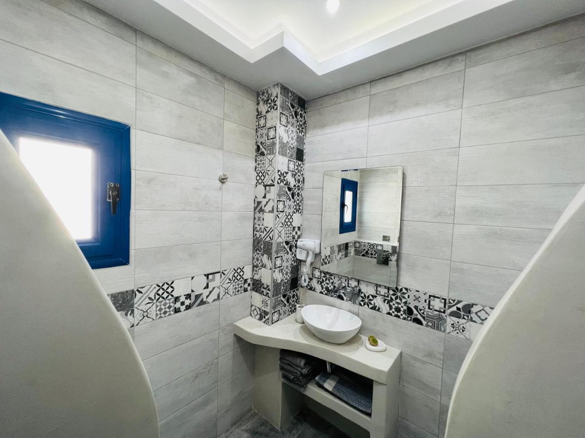 Arapiou Apartments Периволос Екстериор снимка